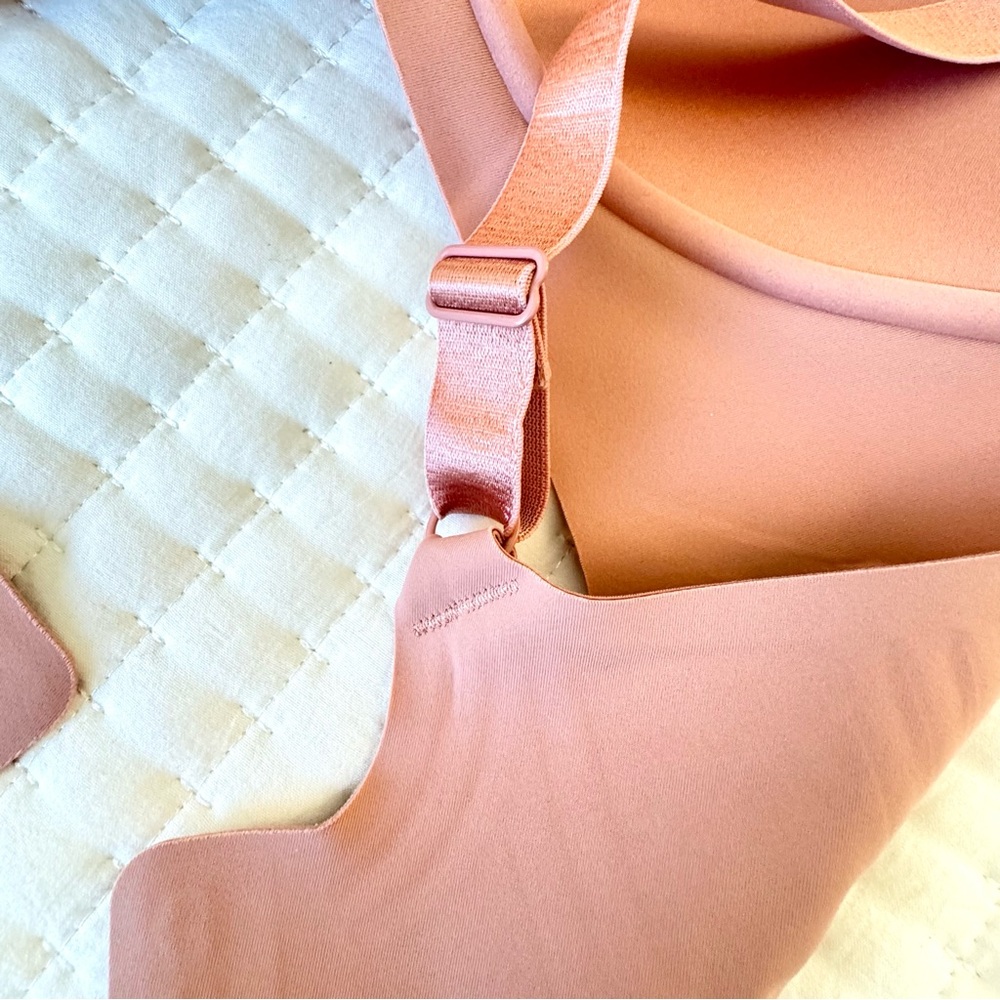 NWT Everyday Wireless T-Shirt Bra - Dusty Pink - Picture 9 of 13